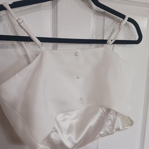 TWO TWIN STYLE White Satin BOW CROP TOP SIZE large croquet fairy party event - Picture 5 of 7